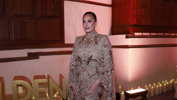 هند صبري تحصد جائزة “عمر الشريف” للإنجاز الفني في مهرجان البحر الأحمر السينمائي