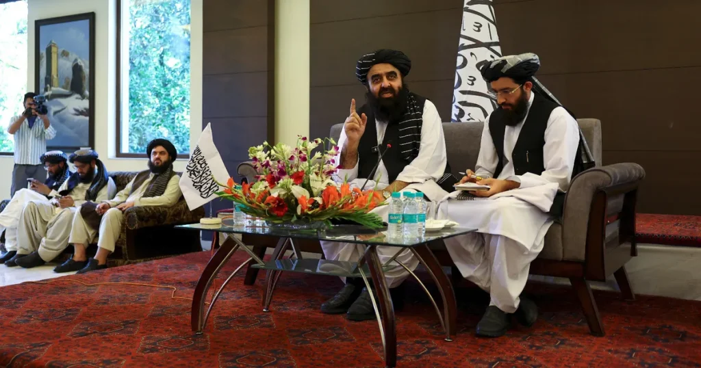 أستراليا تفرض عقوبات وحظر سفر على 3 وزراء في حكومة طالبان