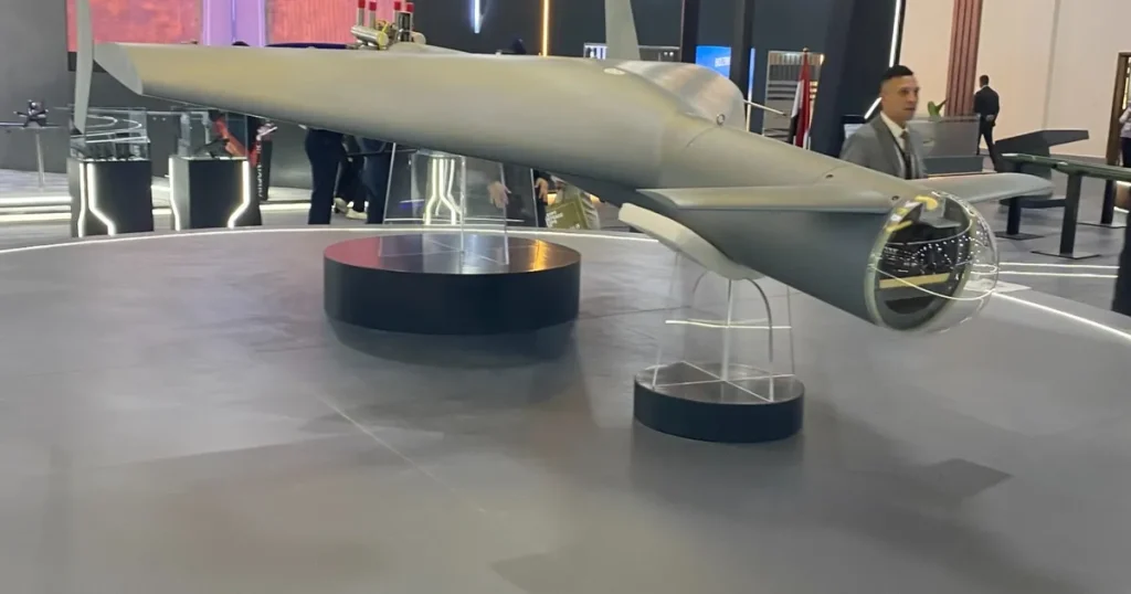 مصر تكشف عن أحدث مسيراتها الجوية والأرضية