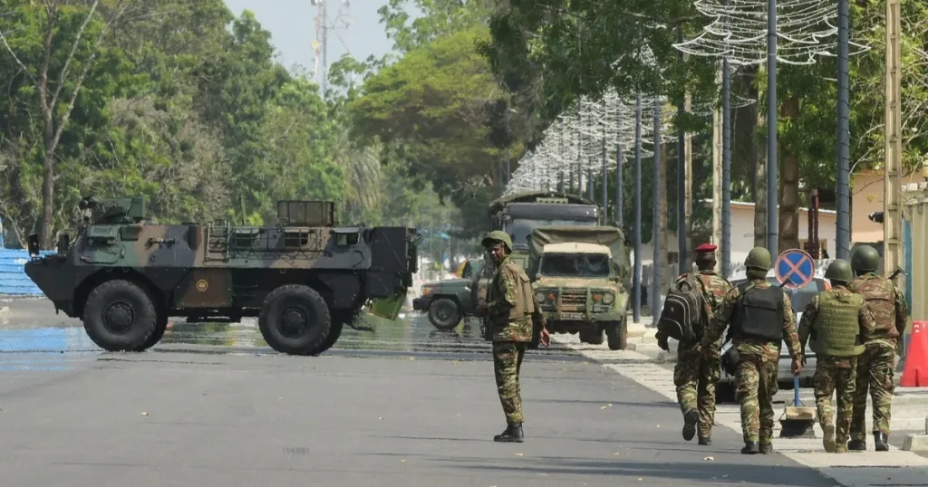 محاولة الانقلاب في بنين.. الرئيس يعلن السيطرة وإيكواس تتدخل