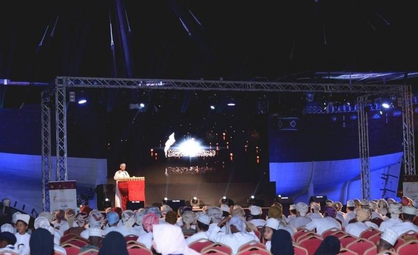 انطلاق الدورة الثالثة عشرة من مهرجان الشعر العُماني.. الأحد