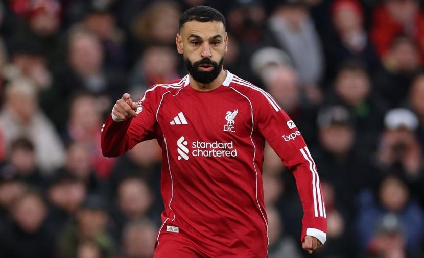 رقم قياسي جديد واستقبال حافل.. شاهد محمد صلاح في أول مباراة بعد أزمته مع سلوت