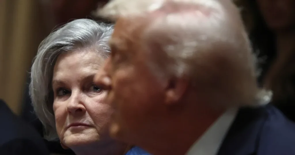 كبيرة موظفي البيت الأبيض: ترمب يتمتع بشخصية مدمن كحول