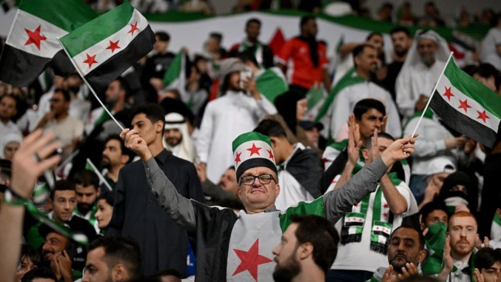 سوريون يستعيدون شغفهم بكرة القدم