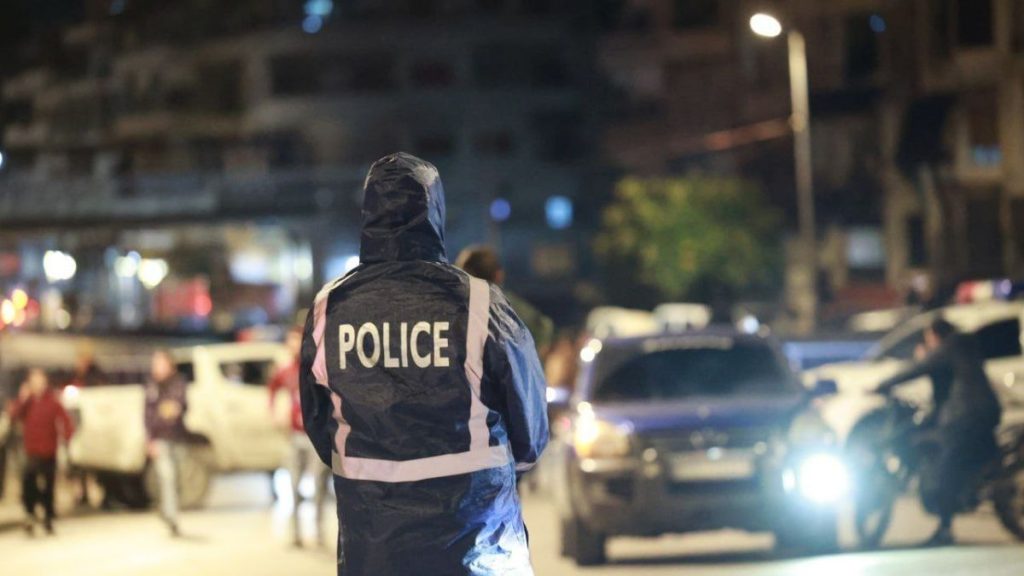 “الأمن الداخلي” يفرض حظر تجوال في مدينة اللاذقية