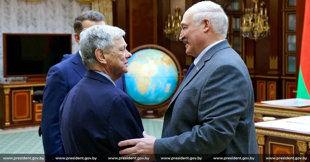 بعد اتفاق مع أمريكا.. بيلاروس تعلن العفو عن 123 سجيناً