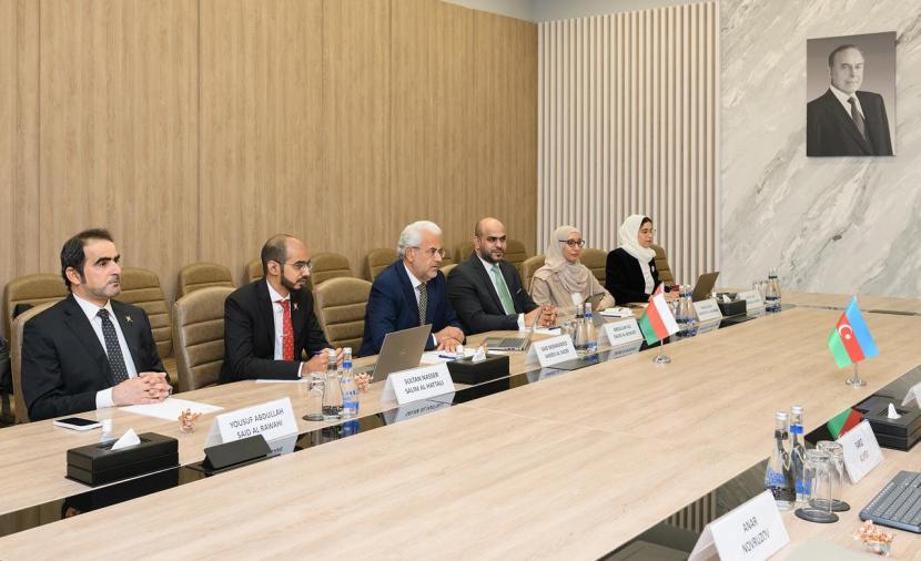 وزير الاقتصاد يبحث في فرص التعاون الثنائي بين سلطنة عُمان وأذربيجان