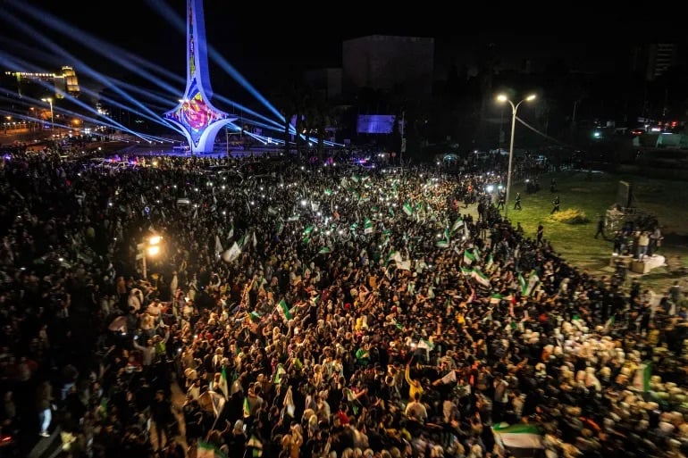 سوريا بعد الأسد: مقابر جماعية وألعاب قديمة وتحالفات جديدة