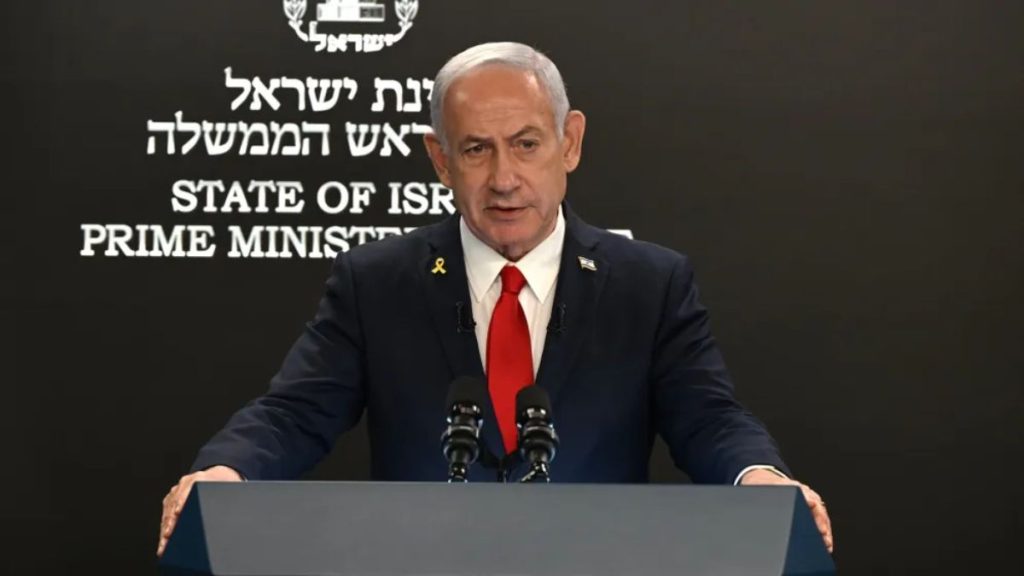 نتنياهو يتمسك بشرط “المنطقة العازلة” للاتفاق مع سوريا