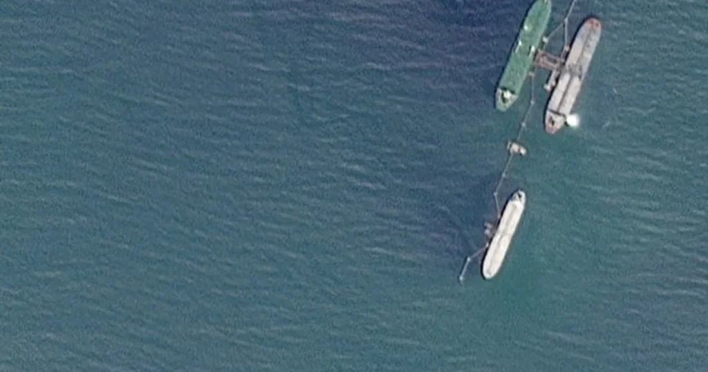 ترامب يفرض حصاراً شاملاً على ناقلات النفط من وإلى فنزويلا