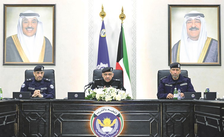 وكيل وزارة الداخلية اللواء علي الوهيب يؤكد دعم الخطط الإستراتيجية في قطاع التعليم والتدريب لإعداد كوادر أمنية مؤهلة