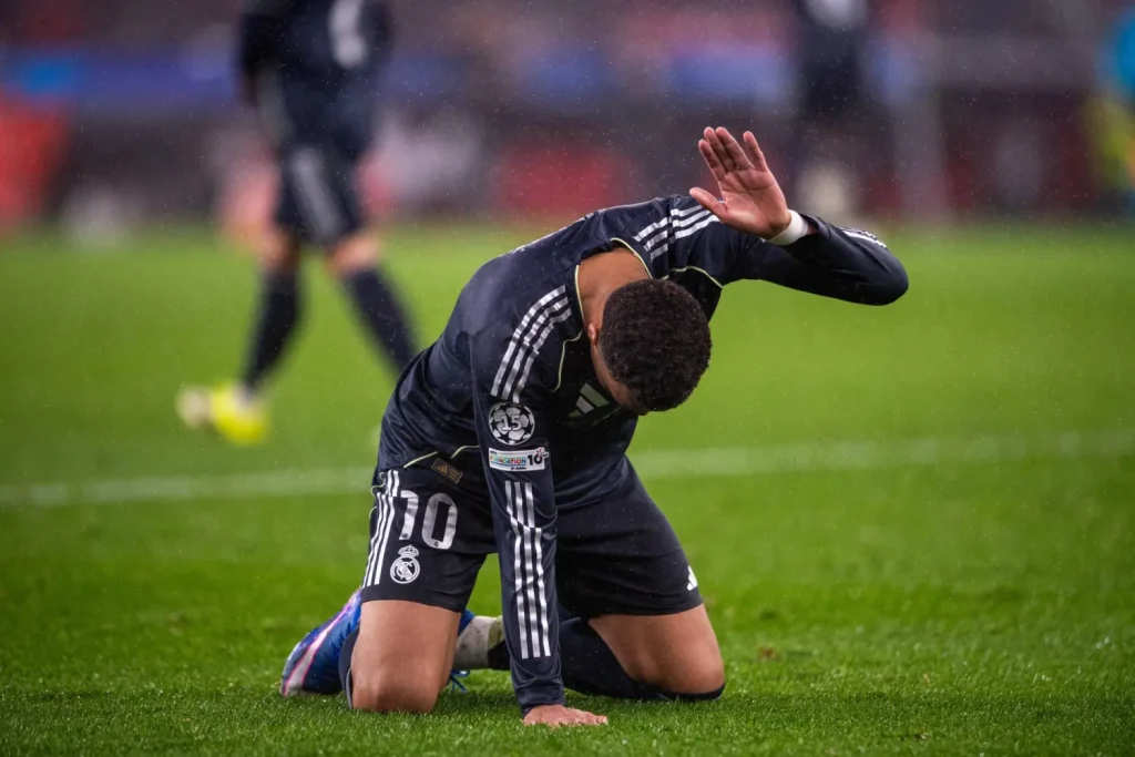 بنفيكا «مورينيو» يصعق الريال برباعية ويجبره على الملحق