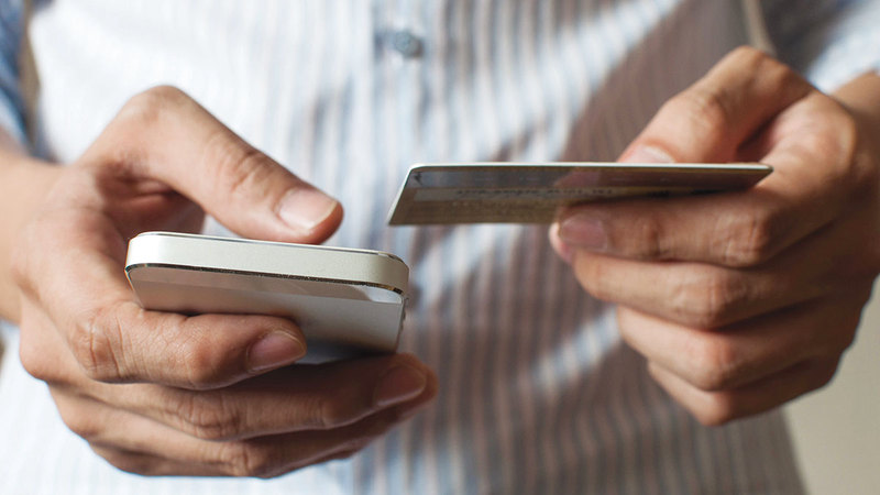 بنوك توقف إرسال «أو تي بي» عند الشراء الإلكتروني اعتباراً من 6 يناير
