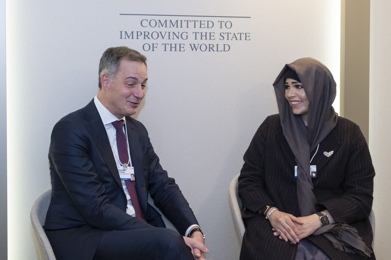 لطيفة بنت محمد تبحث مع مدير برنامج الأمم المتحدة الإنمائي دعم مسارات التنمية الشاملة والمستدامة