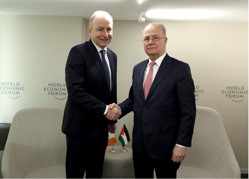 مصطفى يبحث مع نظيره الإيرلندي تطورات الأوضاع في فلسطين