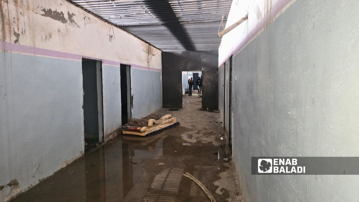 السجن كان ضمن المنشآت الخاضعة لسيطرة التحالف الدولي، لكنه لم يتدخل خلال الهروب الجماعي - 22 كانون الثاني 2026 ( / مروان المضحي)