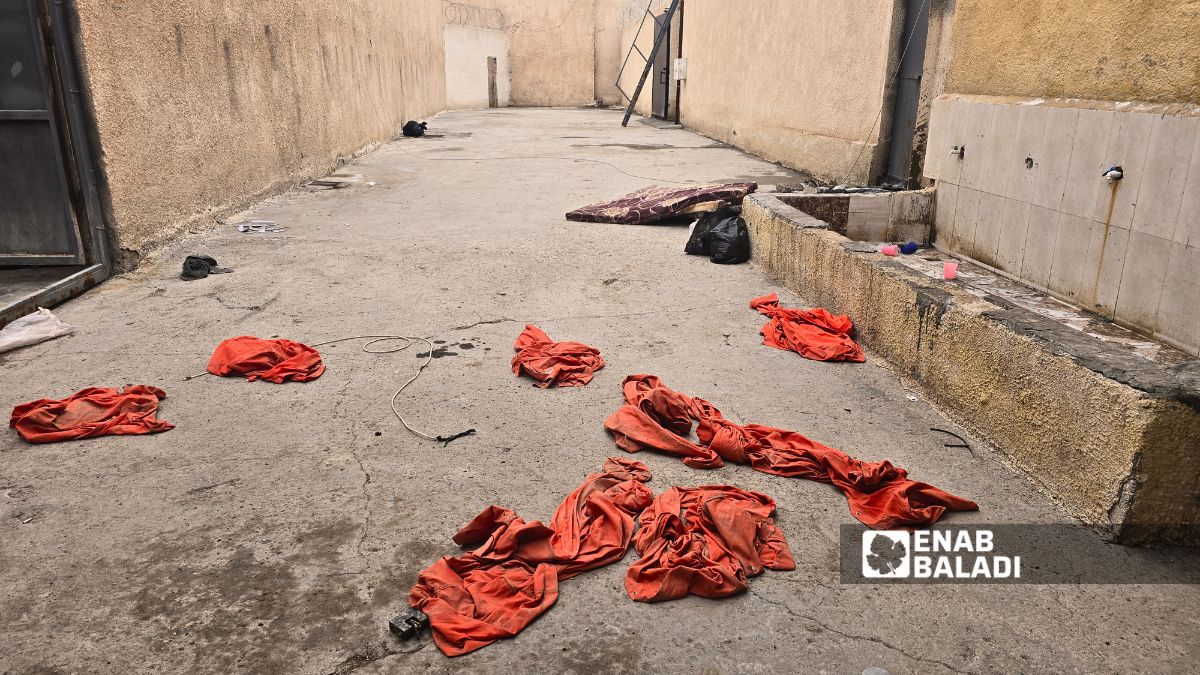 الصور توثق السجن بعد فرار عدد من المعتقلين وفرض السيطرة على المنشأة - 22 كانون الثاني 2026 ( / مروان المضحي)