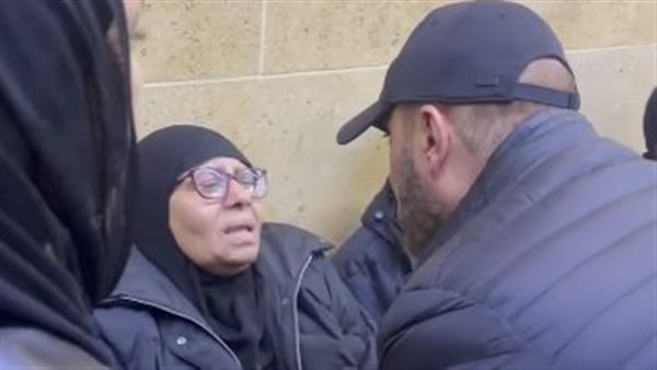 أحمد السقا وريم البارودي في عزاء الاستايلست ريهام عاصم (صور)