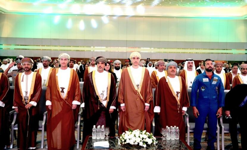 المعولي: 300% زيادة في عدد العُمانيين العاملين بقطاع الفضاء.. وبدء تشغيل “القمر العُماني” في 2029