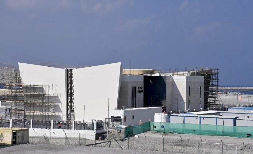 تسليم مشروع مركز مسندم للثقافة والابتكار.. السبت