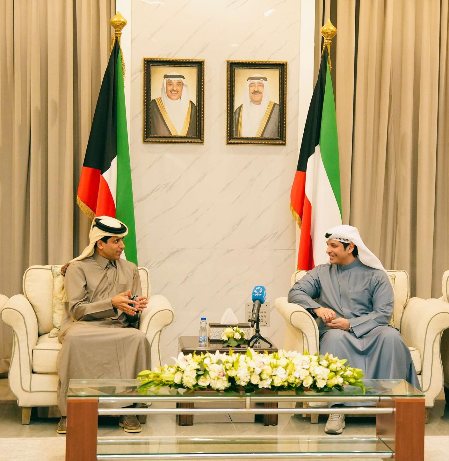 وزير الإعلام يبحث مع رئيس مجموعة بي إن الإعلامية سبل تعزيز التعاون