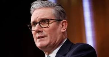 الحكومة البريطانية تؤكد السماح لمواطنيها بالسفر للصين بدون تأشيرة