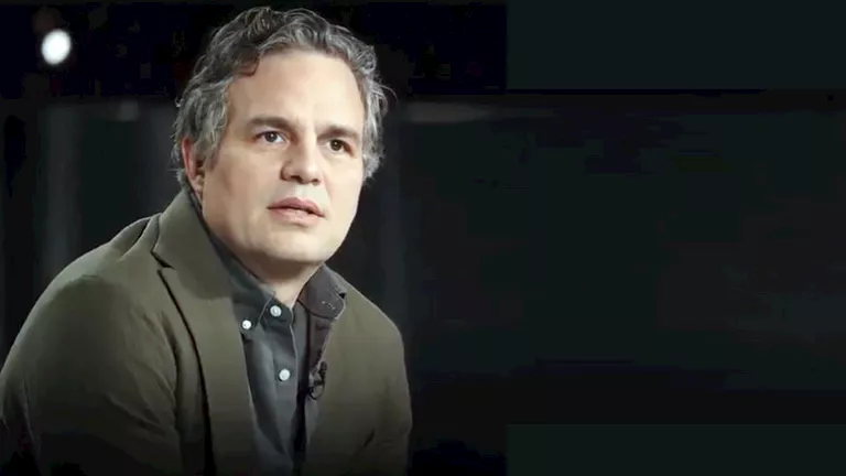 بعد دعمه القضية الفلسطينية ومهاجمة ترامب.. أنباء عن فسخ تعاقد مارك راف