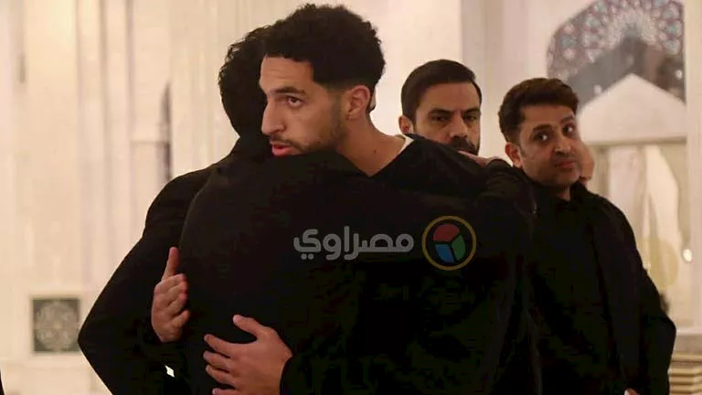 مصطفى شوبير يقدم واجب العزاء لأسرة الراحل والد الموزع الموسيقي أحمد إب