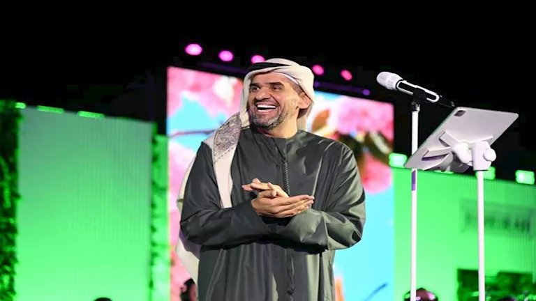 حسين الجسمي يحيي حفلا في حديقة متحف اللوفر بـ أبوظبي