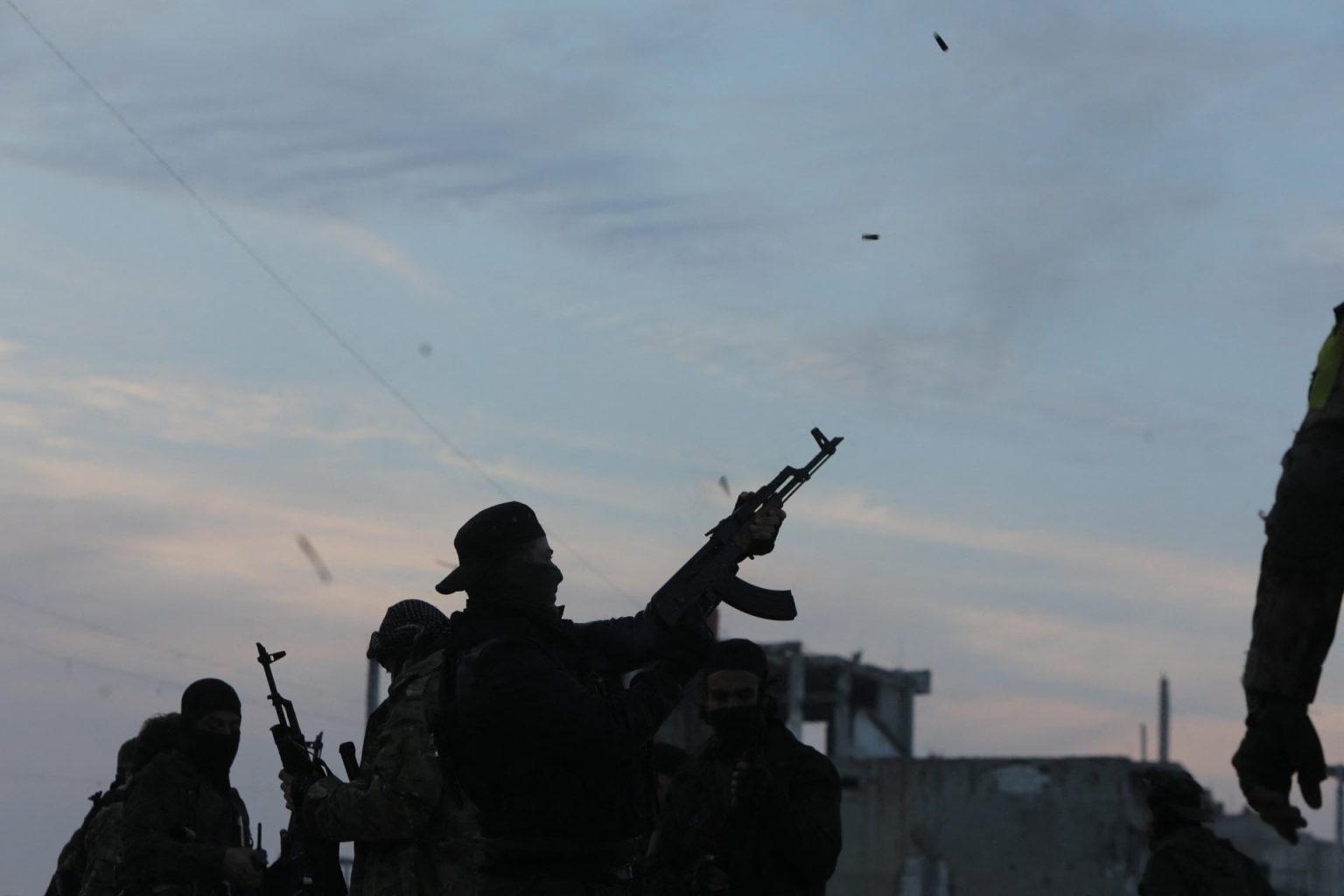 الأكورد المختلّ.. لماذا يعاني الشرق الأوسط من فوضى الضبط؟