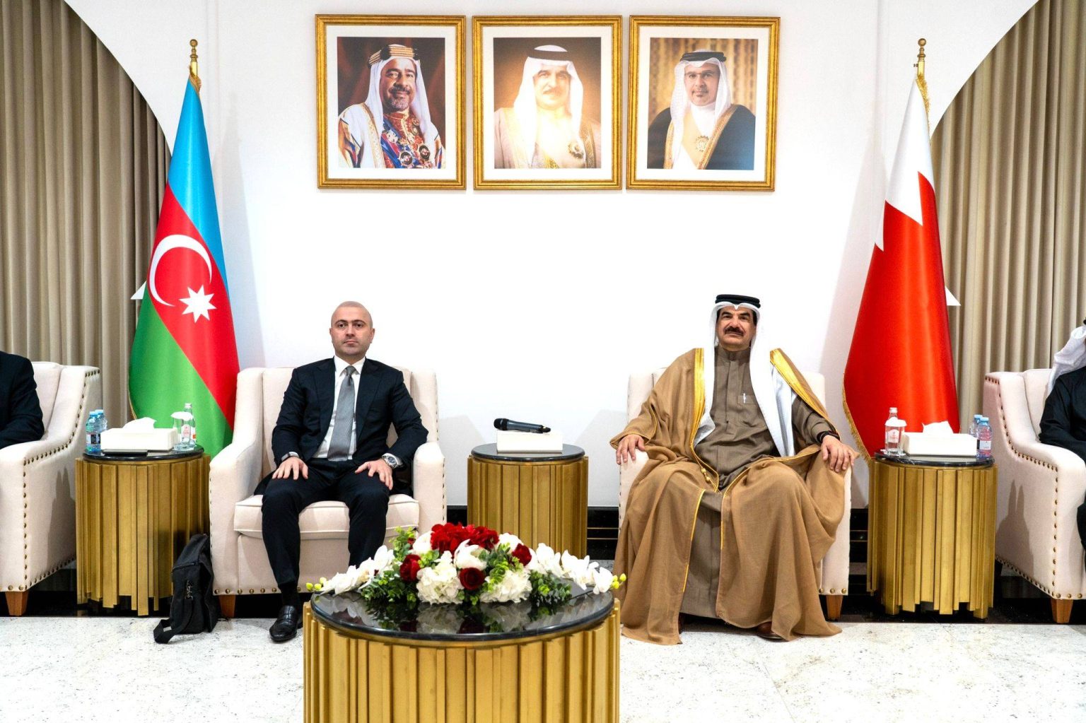 أمين عام النواب: تبادل خبرات وتعاون برلماني وثيق بين البحرين وأذربيجان – الوطن