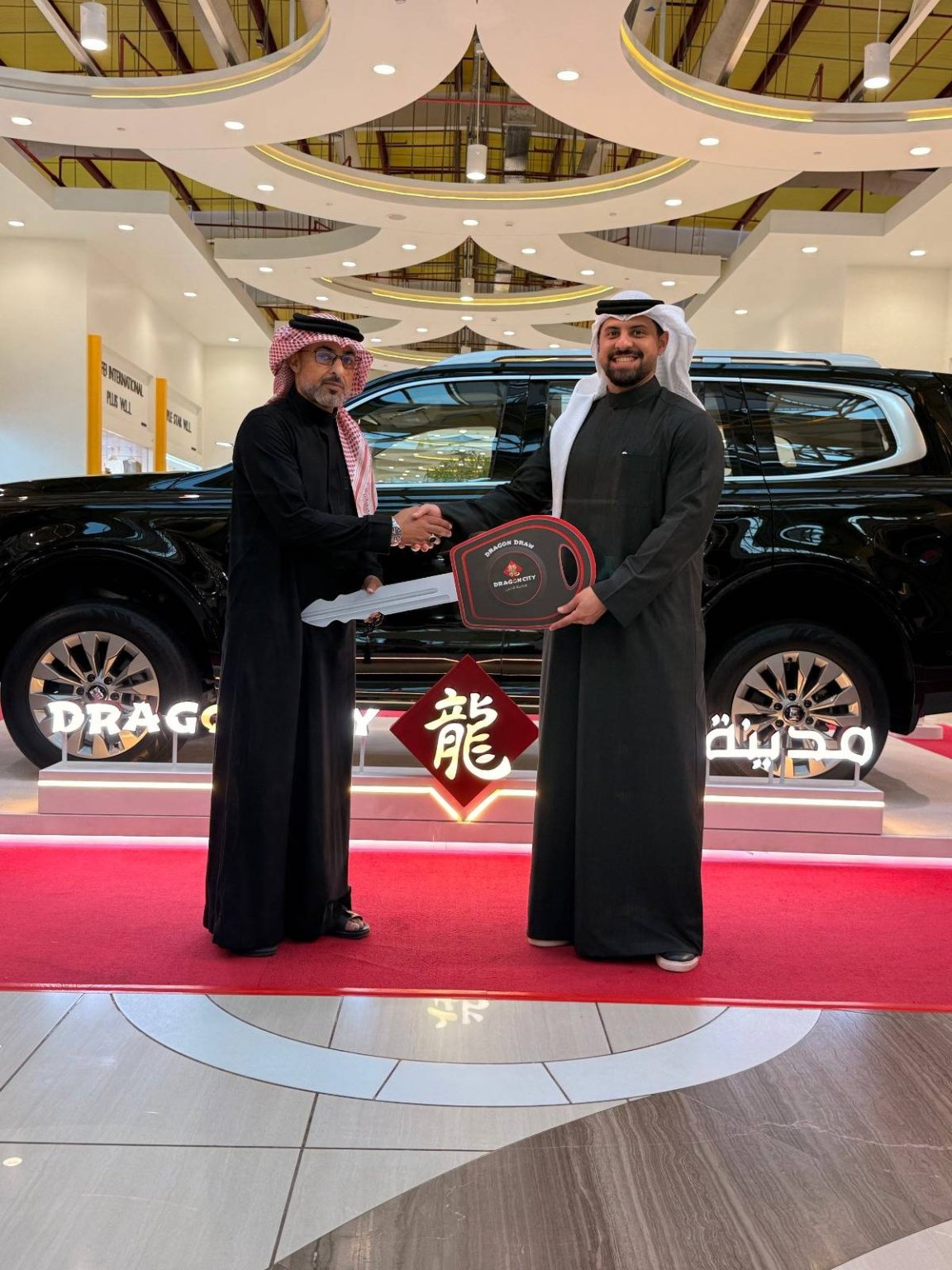 مدينة التنين البحرين تعلن أسماء الفائزين في حملتها الترويجية ‘جائزة السنة’ – الوطن