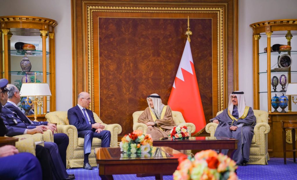 خالد بن عبد الله: الدفع بمسارات التعاون المشترك بين البحرين ولبنان لآفاق أرحب من التنسيق والتشاور – الوطن