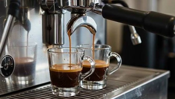 مفاجأة عن أفضل وقت لشرب القهوة