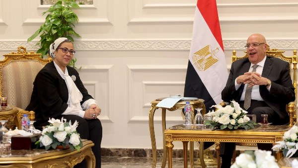 رئيسة المجلس القومي للمرأة وأعضاؤه يزورون مقر مجلس النواب بالعاصمة الإدارية