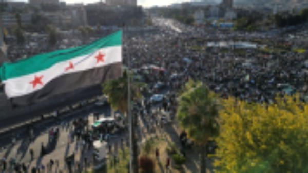 سوريا تعلن وقف إطلاق النار في عدة أحياء بحلب والسماح بخروج المسلحين