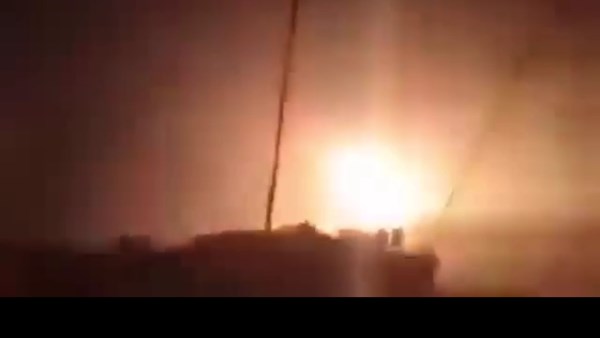 تصعيد إسرائيلي جديد بالطائرات .. غارات وحزام ناري يضرب شمال وجنوب غزة