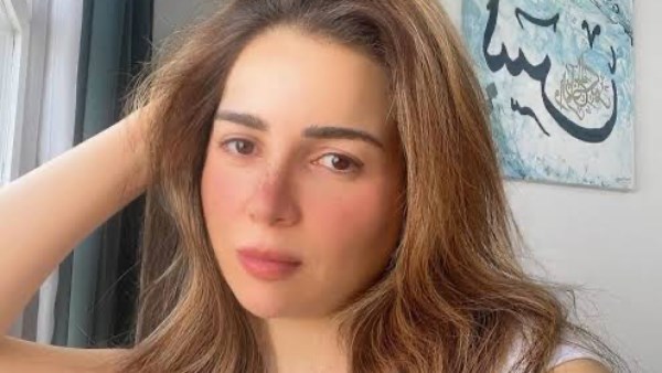 مي عز الدين تتغنى بجمال ليلى علوي في أحدث ظهور