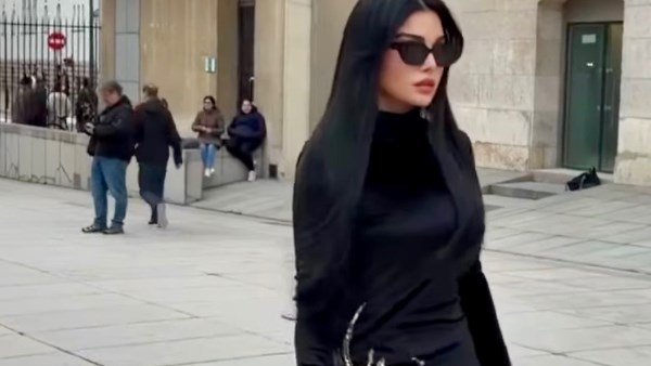 هيفاء وهبي في باريس على هامش عرض أزياء المصمم العالمي طوني ورد