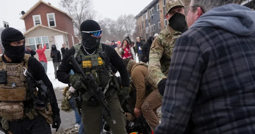 تباطؤ النمو السكاني في الولايات المتحدة وتراجع معدلات الهجرة