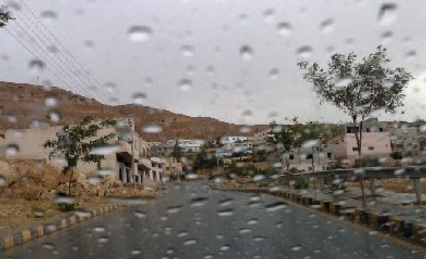 تدفق السحب مع فرص لهطول أمطار على 4 محافظات