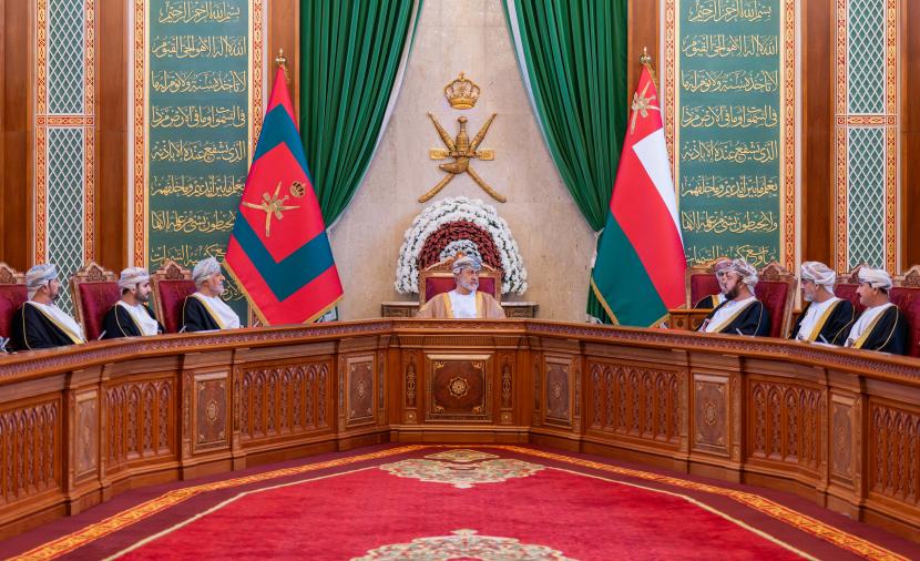 عُمان تؤكد حرصها على تعزيز التعاون والشراكة الاستراتيجية مع السعودية