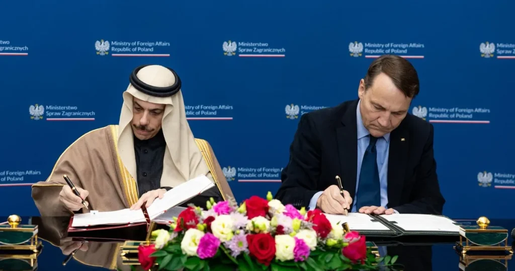 السعودية وبولندا توقعان مذكرة تفاهم لإنشاء مجلس تنسيقي مشترك
