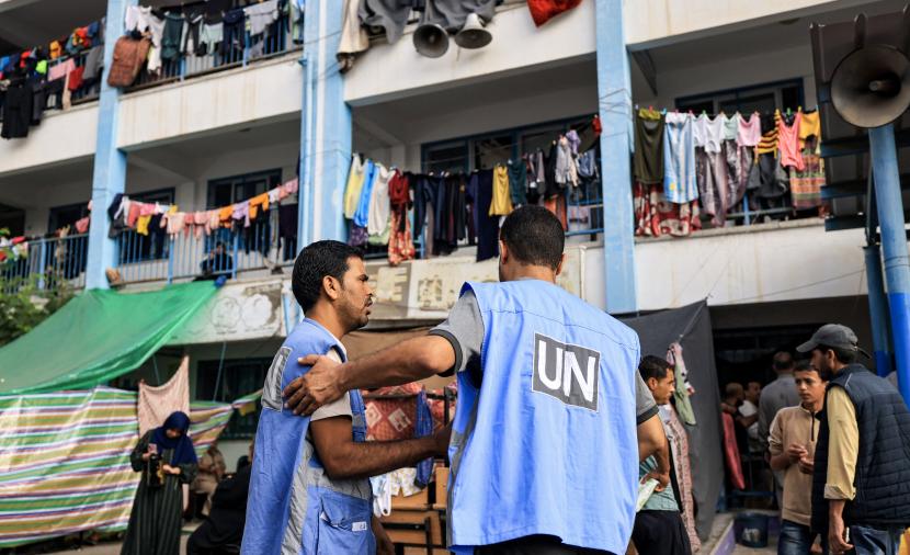 الأونروا” تعتبر هدم إسرائيل مبانيها بالقدس “تحديا للقانون الدولي