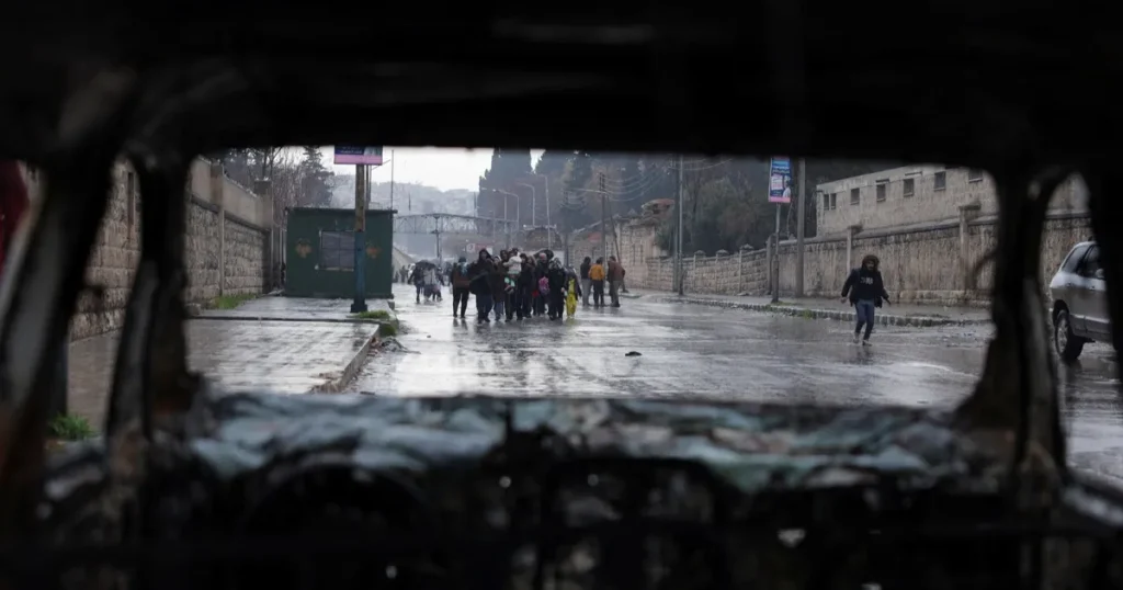 سوريا.. الجيش يعلن حي الشيخ مقصود في حلب منطقة عسكرية مغلقة