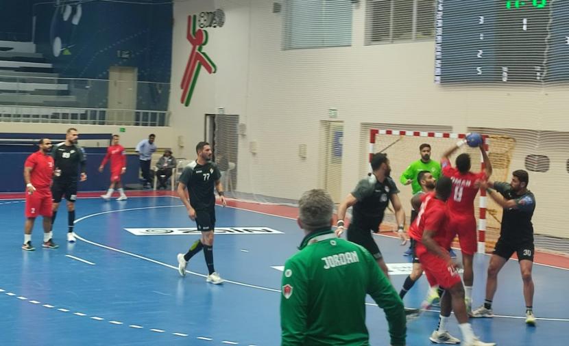 الأحمر” يتعثر أمام “النشامى” في مباريات تحديد المراكز بـ”آسيوية اليد