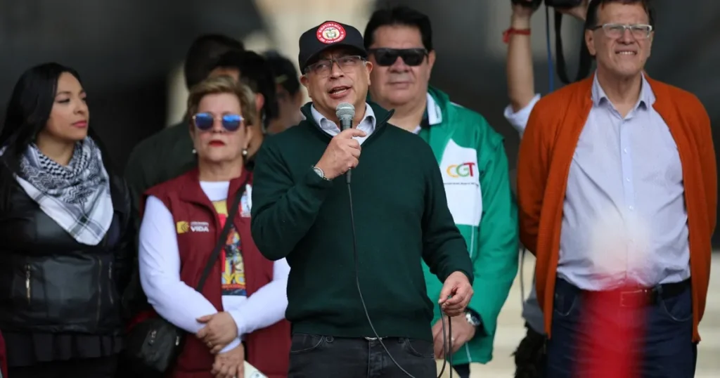 مكالمة هاتفية بين ترمب ورئيس كولومبيا تنتهي بدعوة إلى واشنطن