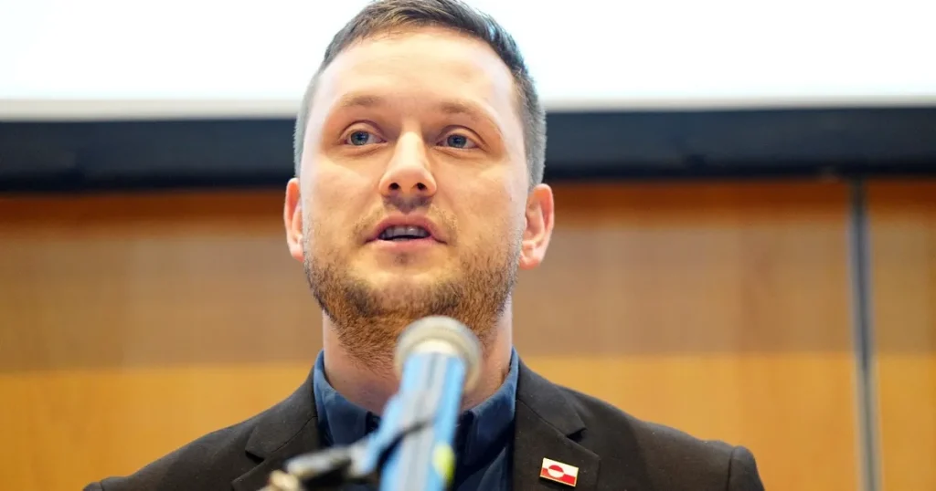 بعد اتفاق ترامب رئيس وزراء جرينلاند يرحب بزيادة أنشطة الناتو