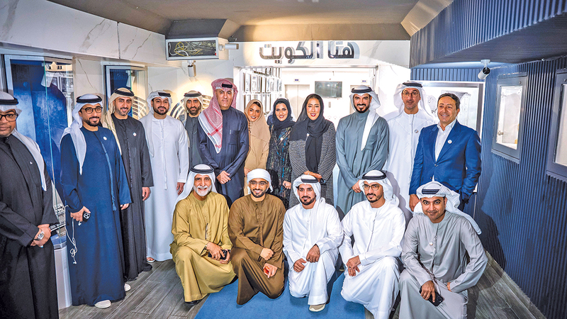 الوفد الإعلامي الإماراتي يطّلع على منظومة العمل في وزارة الإعلام الكويتية