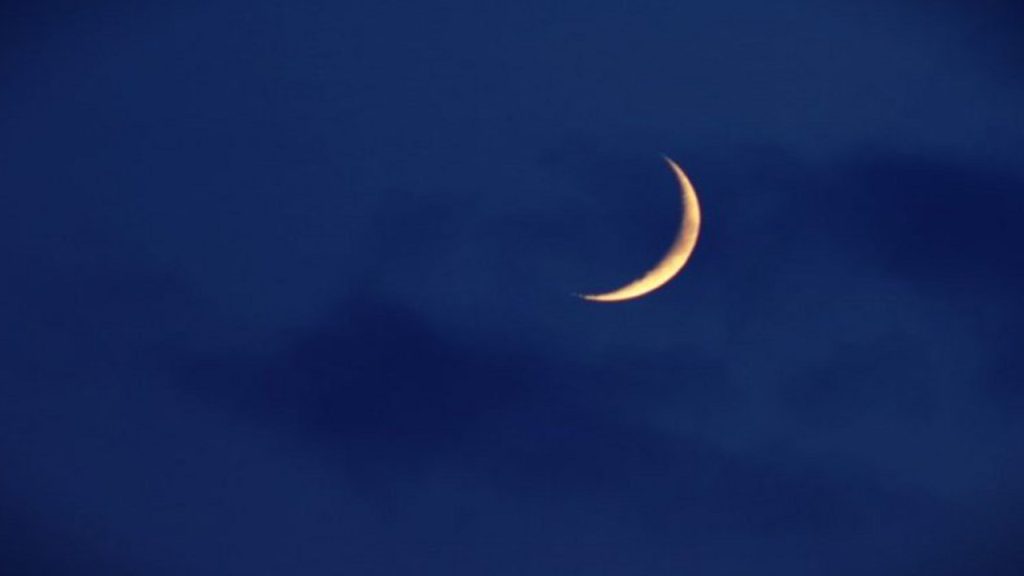 ثبوت رؤية هلال رمضان.. الأربعاء أول أيام الشهر الفضيل في الإمارات